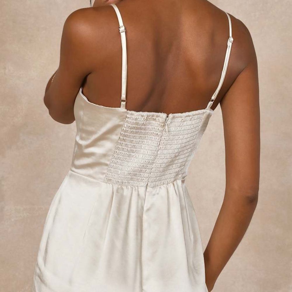 NWT Lulus Stylish Brilliance Champagne Satin Sleeveless Wide-Leg Jumpsuit Large - Picture 4 of 9